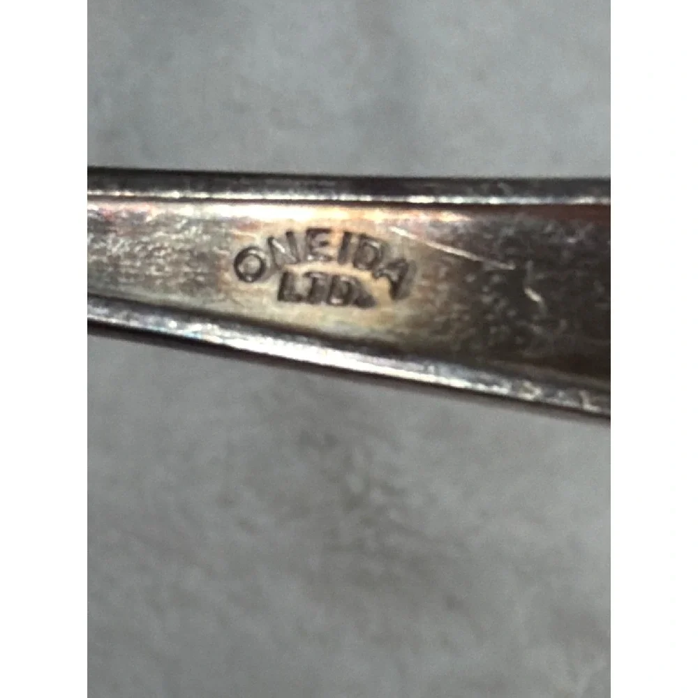 Wm. A. Rogers Oneida‎ Teaspoons Set of 6 Silverplate Rosalie Vintage Flatware